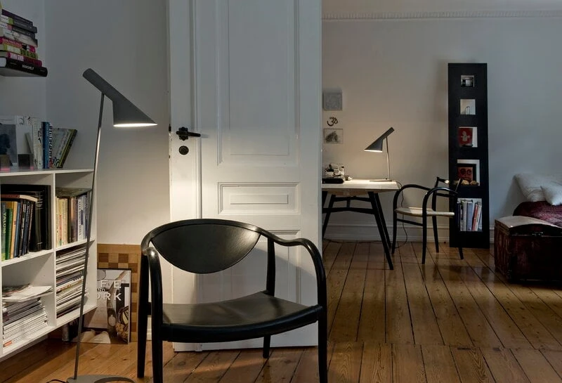 Louis Poulsen AJ Table Lamp, Dark Grey 5 Louis Poulsen AJ Table Lamp, Dark Grey - Image 3