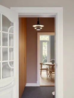 Louis Poulsen PH 3/3 Pendant, Black - Opal Glass 9 Louis Poulsen PH 3/3 Pendant, Black - Opal Glass -Louis Poulsen PH 3 3 Metal Interior SS22 08473