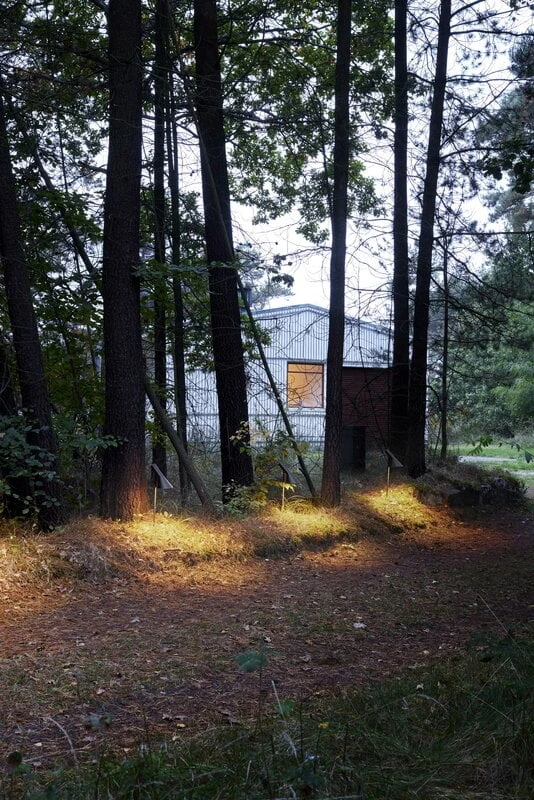 Louis Poulsen AJ Garden Bollard Lamp, Short, 3000K, Base Without Adaptor 4 Louis Poulsen AJ Garden Bollard Lamp, Short, 3000K, Base Without Adaptor - Image 2