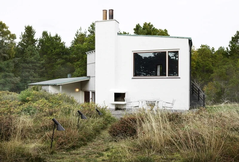 Louis Poulsen AJ Garden Bollard Lamp, Short, 3000K, Base Without Adaptor 7 Louis Poulsen AJ Garden Bollard Lamp, Short, 3000K, Base Without Adaptor - Image 5