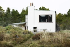 Louis Poulsen AJ Garden Bollard Lamp, Short, 3000K, Anchor Without Adaptor 12 Louis Poulsen AJ Garden Bollard Lamp, Short, 3000K, Anchor Without Adaptor -Louis Poulsen SS23 AJ Garden Short 3 10007role