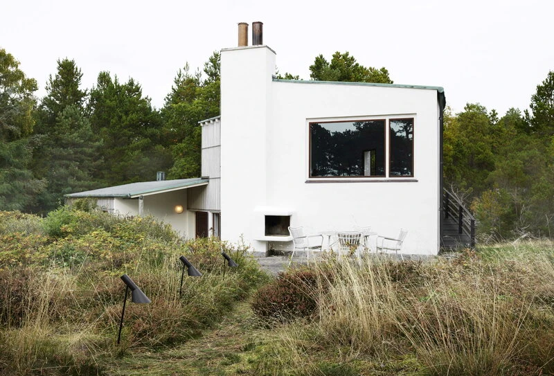 Louis Poulsen AJ Garden Bollard Lamp, Short, 3000K, Anchor Without Adaptor 7 Louis Poulsen AJ Garden Bollard Lamp, Short, 3000K, Anchor Without Adaptor - Image 6