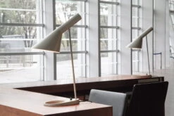 Louis Poulsen AJ Table Lamp V3, Light Grey 10 Louis Poulsen AJ Table Lamp V3, Light Grey -Louis Poulsen The National Art Center 14 05499
